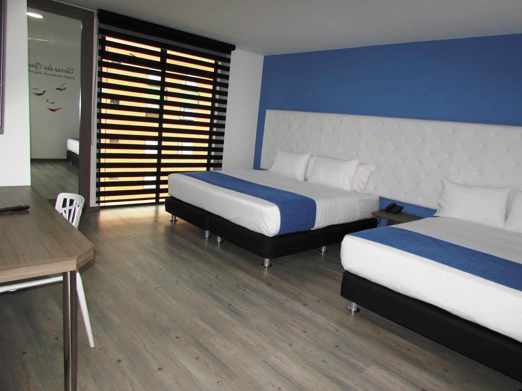 Aw Hotel Plaza Miranda Bogotá Zimmer foto